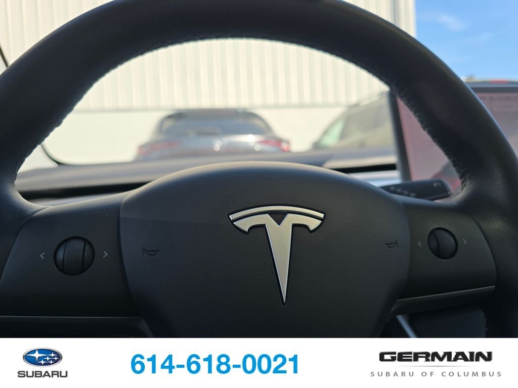Used 2020  Tesla Long Range image 22