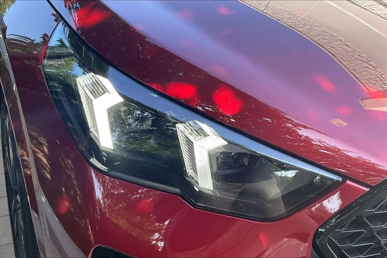 Used 2026 Vegas Red Metallic BMW xDrive28i image 28