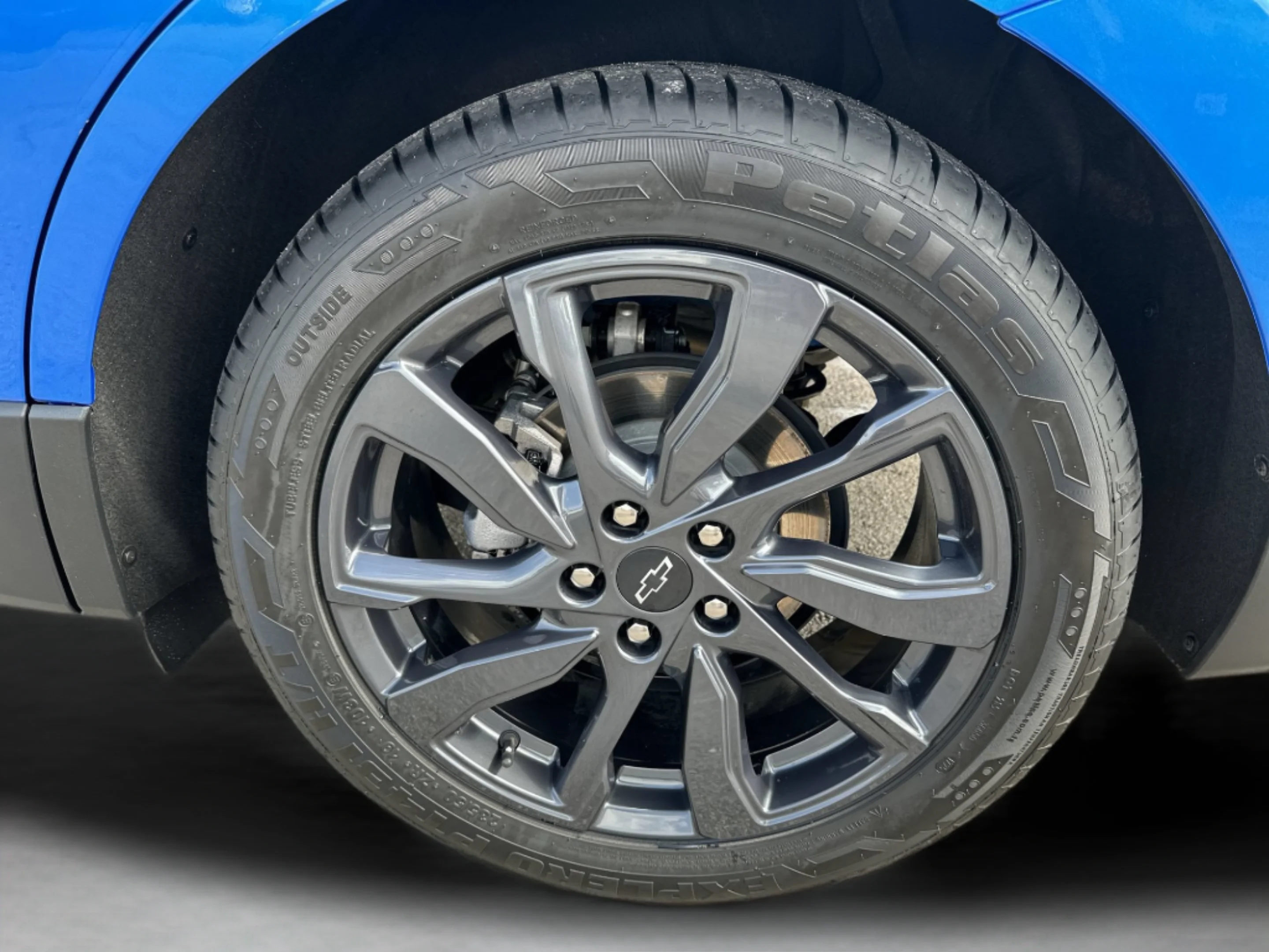 Used 2024 Riptide Blue Metallic Chevrolet RS image 30