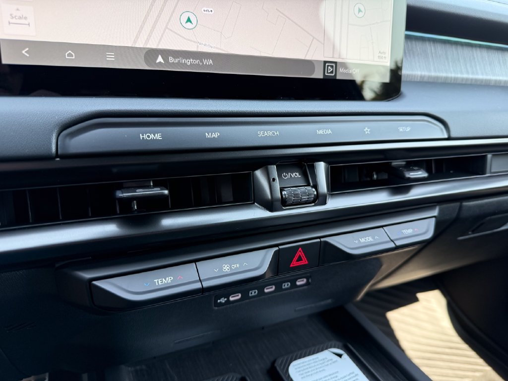 New 2027 Black Jade Green Kia X-Line SX Prestige image 29