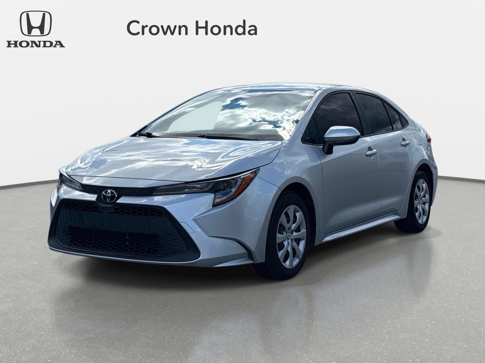 Used 2020 Classic Silver Metallic Toyota LE image 1