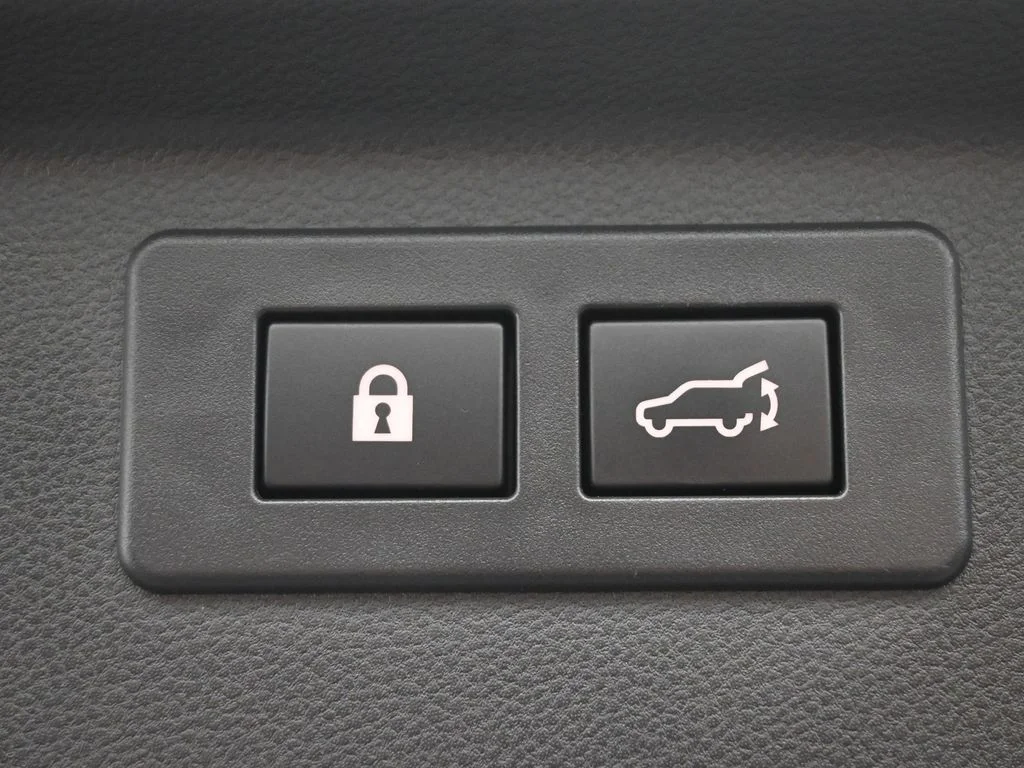 Used 2023 Black Subaru Premium image 12