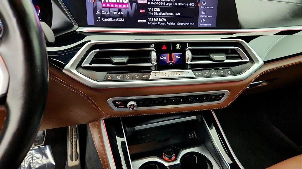 Used 2020 Black Sapphire Metallic BMW M50i Sports Activity Vehicle w/ Executive Pkg & Merino Leather image 18