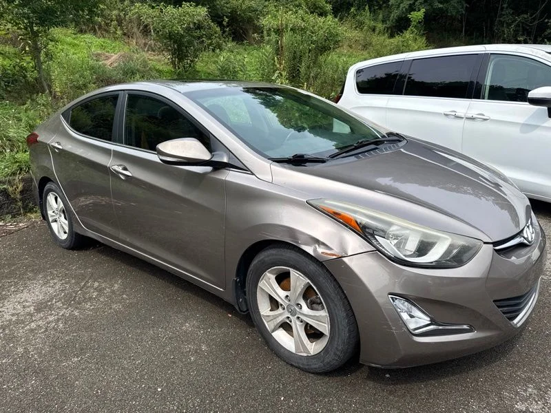 Used 2016 Brown Hyundai Value Edition image 3