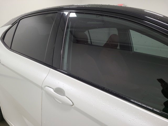 Certified Used 2021 Wind Chill Pearl/Midnight Black Metallic Toyota XSE V6 image 9