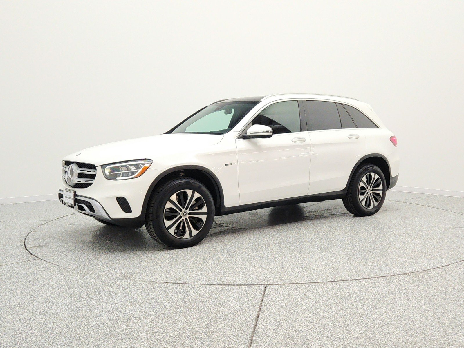 2020 Mercedes-Benz GLC GLC350e 4MATIC's photo
