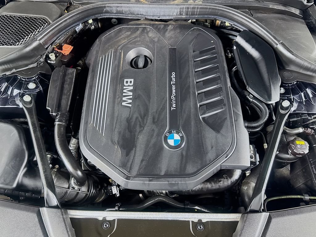 Used 2017 Carbon Black Metallic BMW 540i image 42