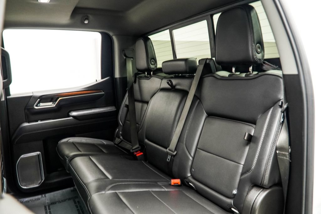 Used 2025 White GMC Denali image 43