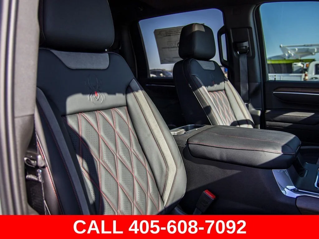 2025 Chevrolet Silverado 3500 HD High Country - Photo 128