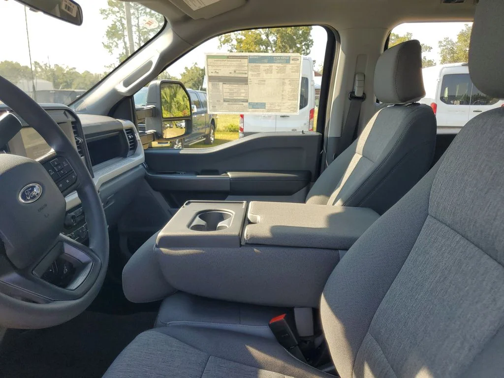 2026 Ford F-250 Super Duty XL - Photo 9