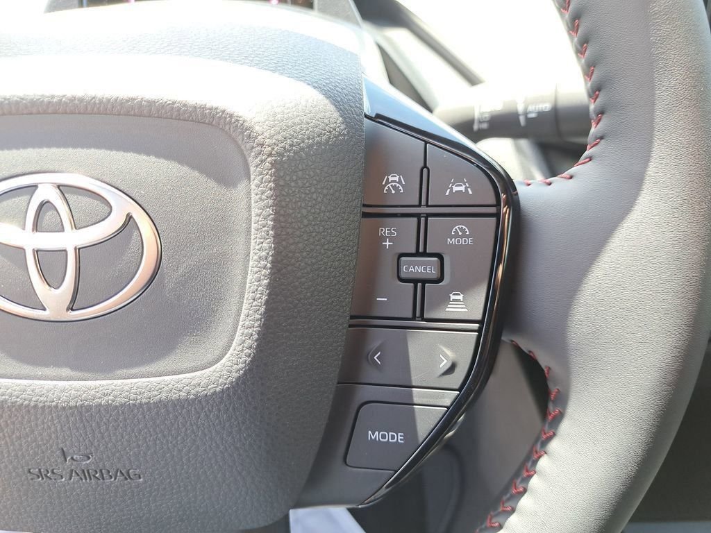 2026 Toyota Prius Plug-in Hybrid SE - Photo 20