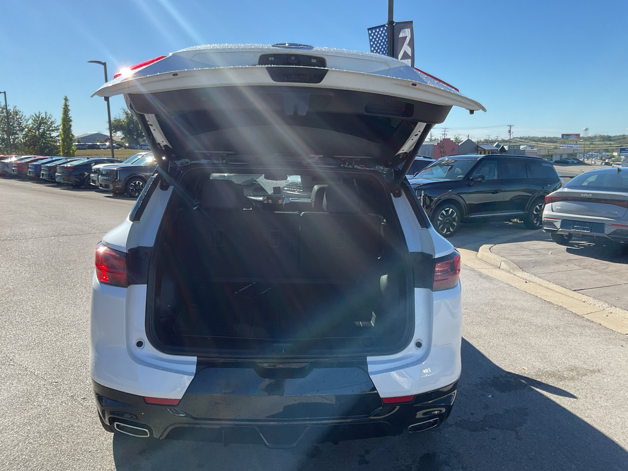 Used 2024 Iridescent Pearl Tricoat Chevrolet RS image 17