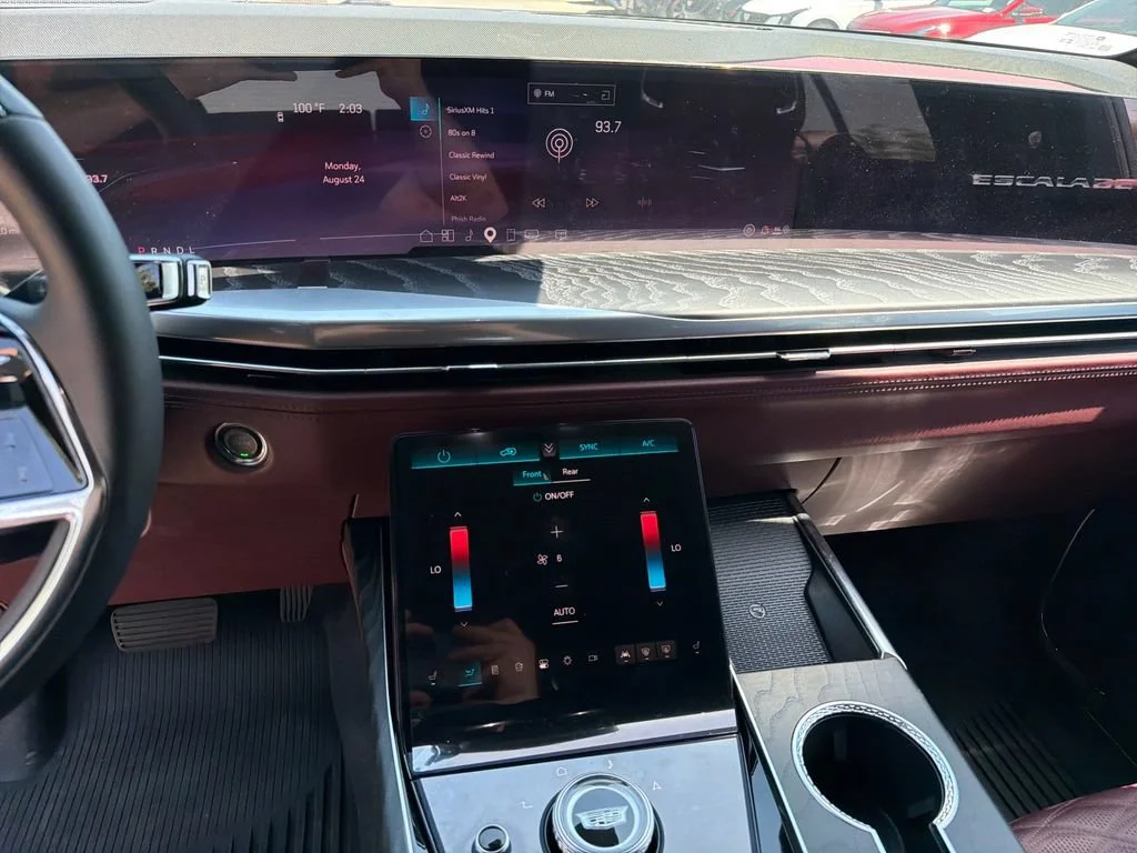 2026 Cadillac Escalade Sport - Photo 22