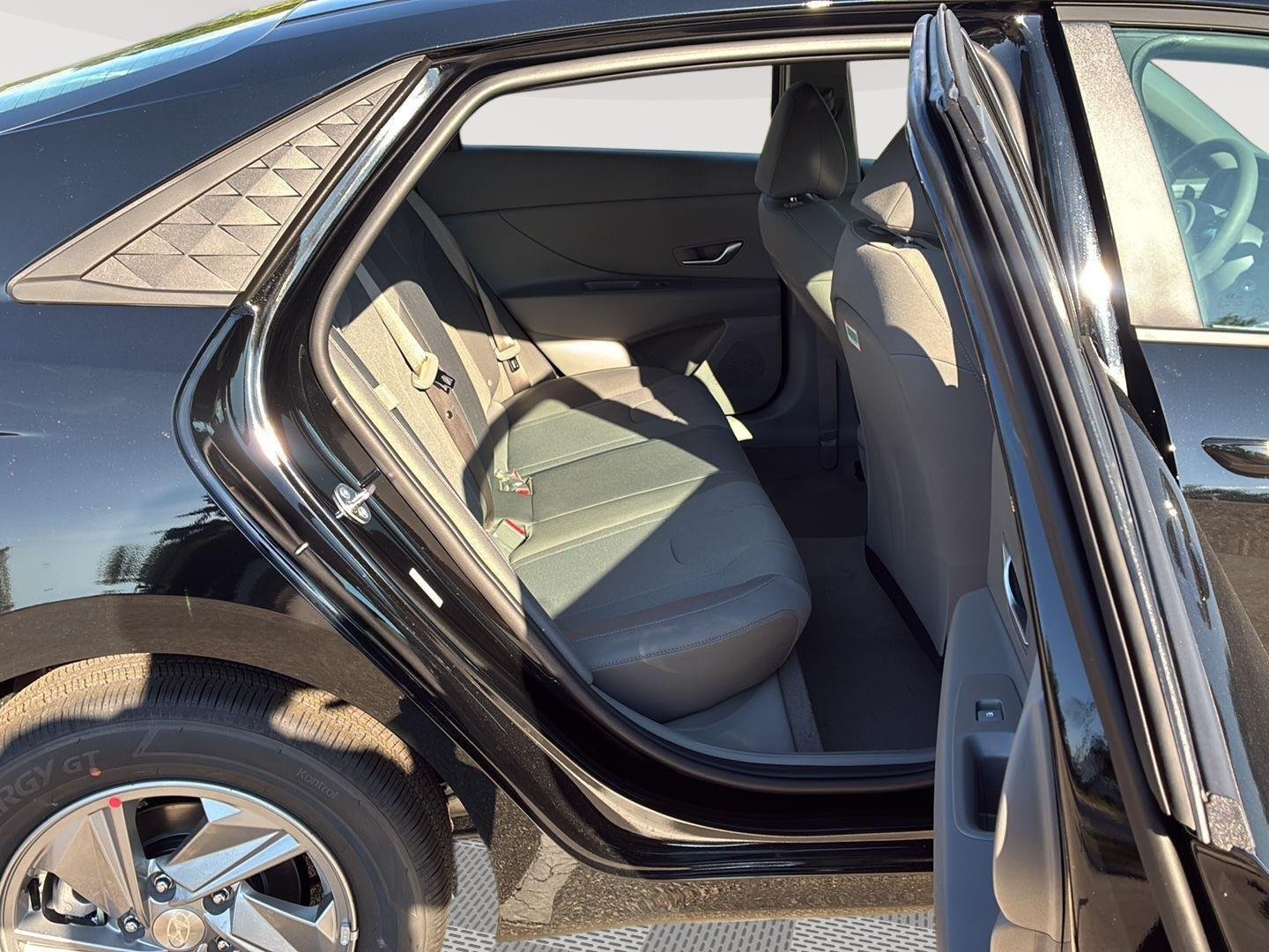 Used 2026 Abyss Black Hyundai SE image 17