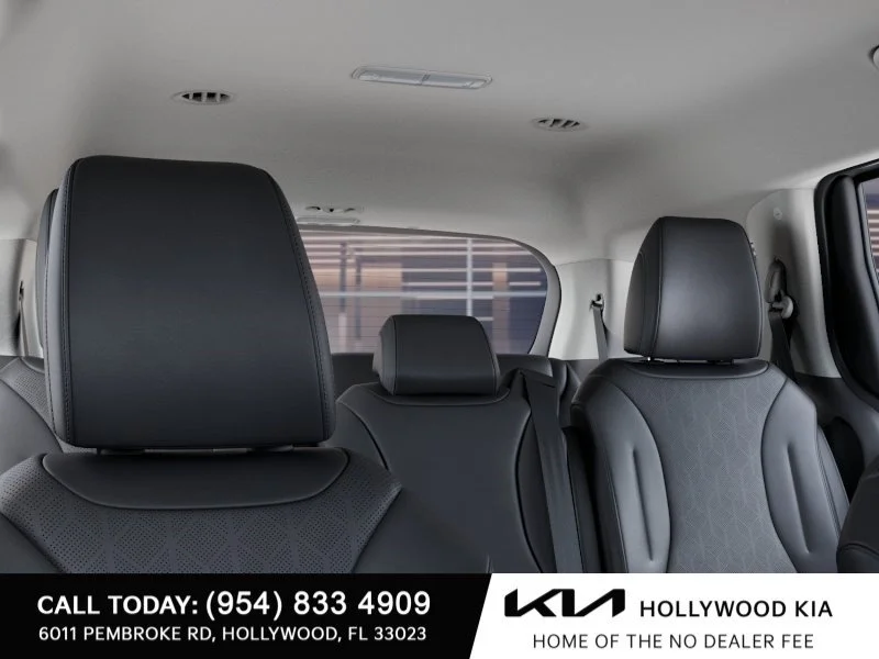 New 2027 Ceramic Silver Kia LXS image 27