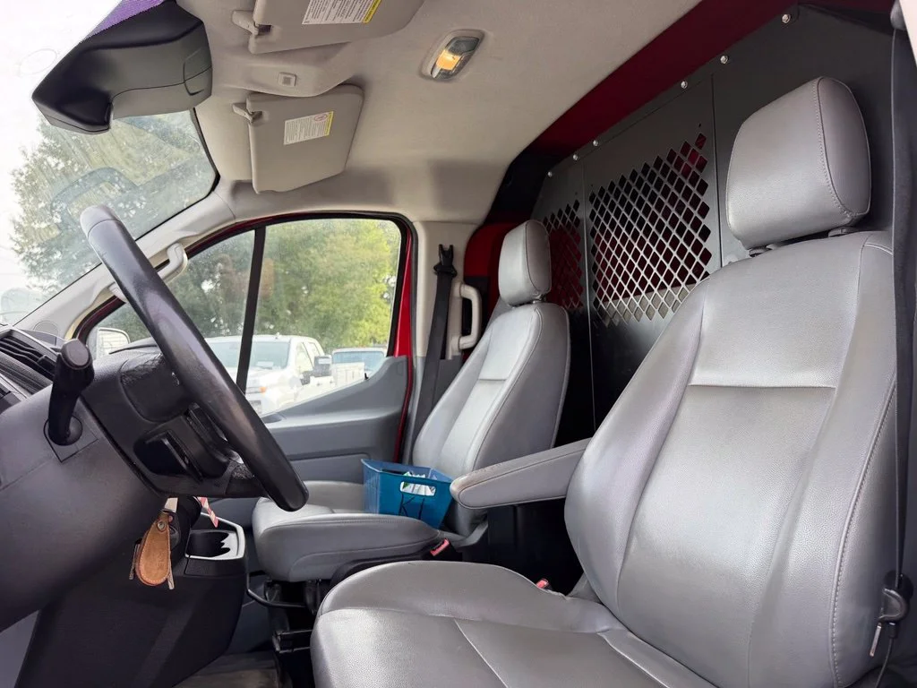 Used 2015 Red Ford Base image 22