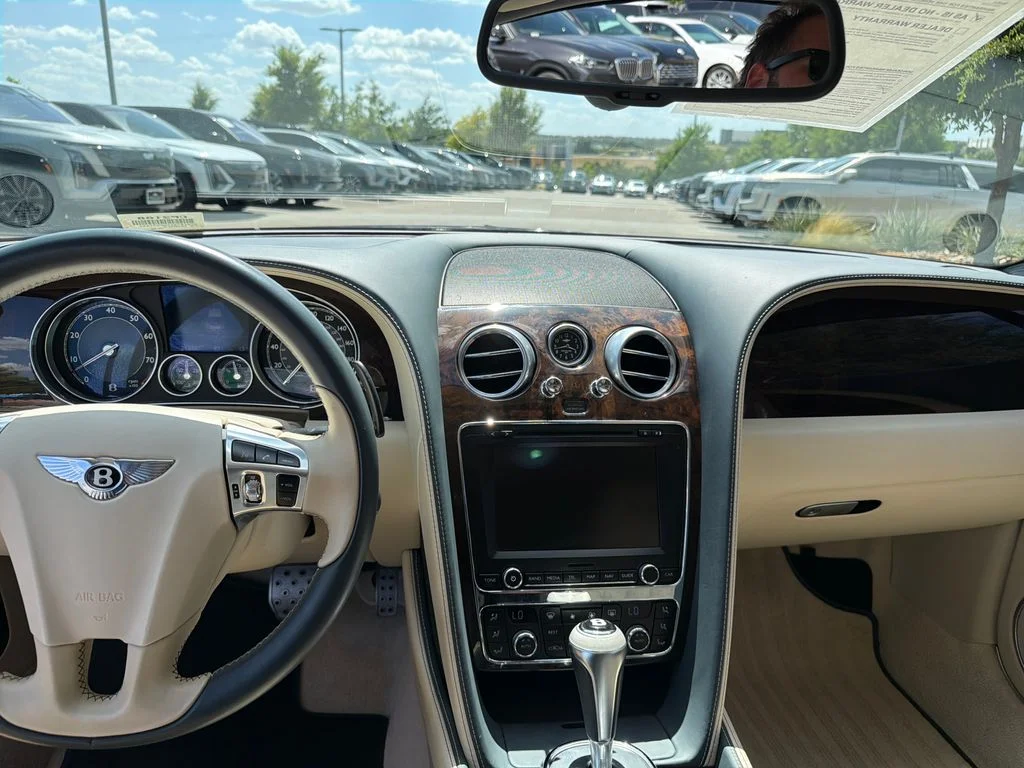 Used 2012  Bentley Base image 31
