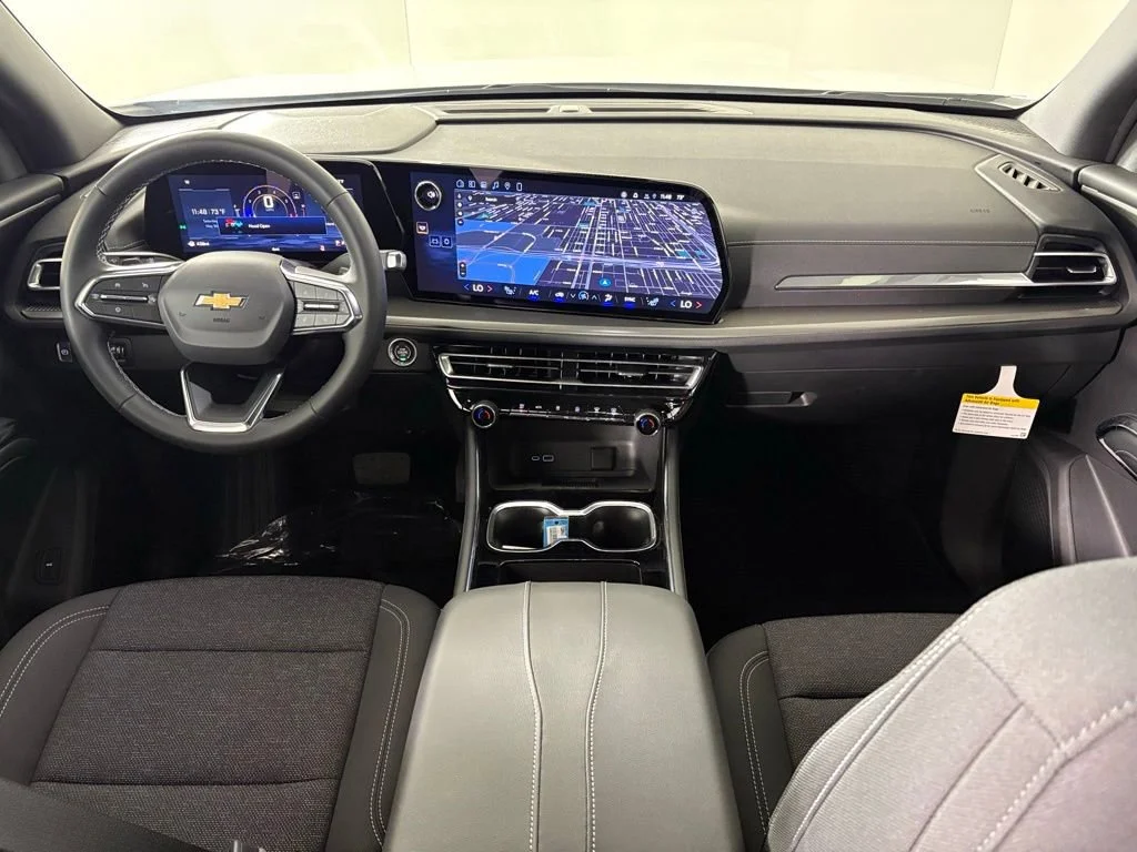 New 2026 Summit White Chevrolet LT image 43