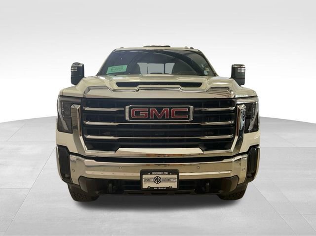 2025 Gmc Sierra 3500 HD SLT photo 2
