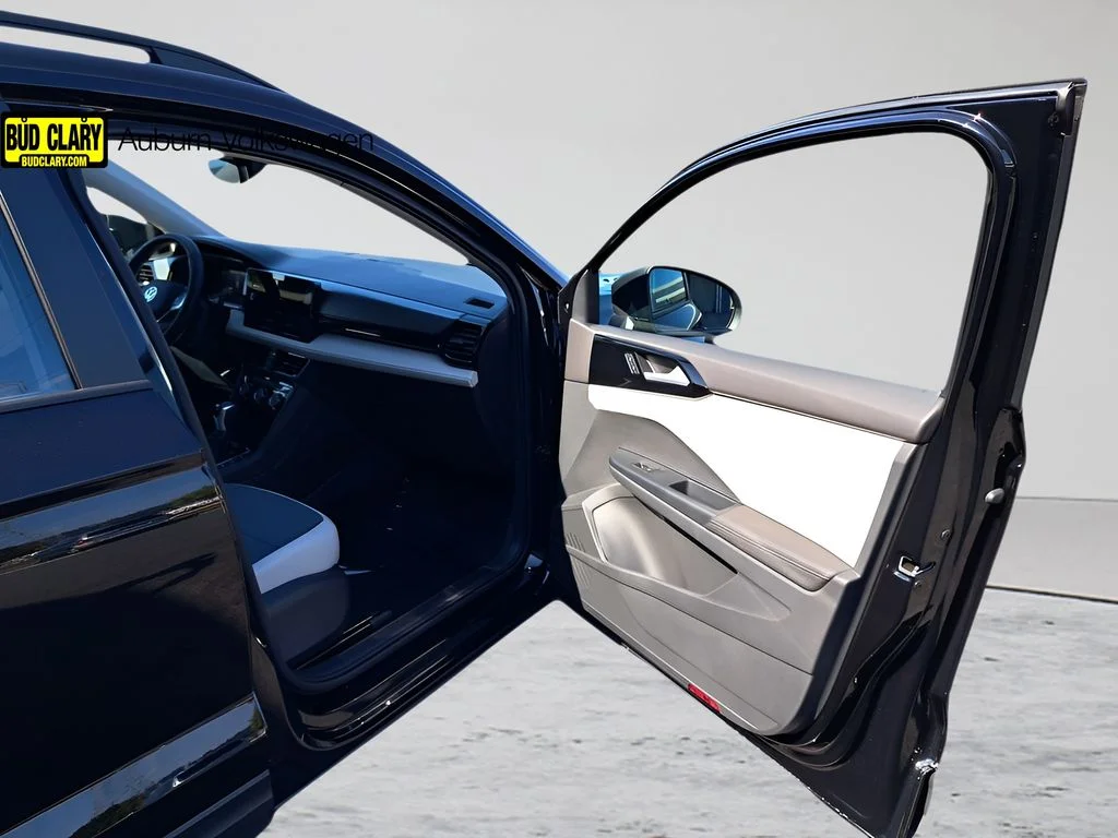 New 2025 Black Volkswagen 1.5T S image 19