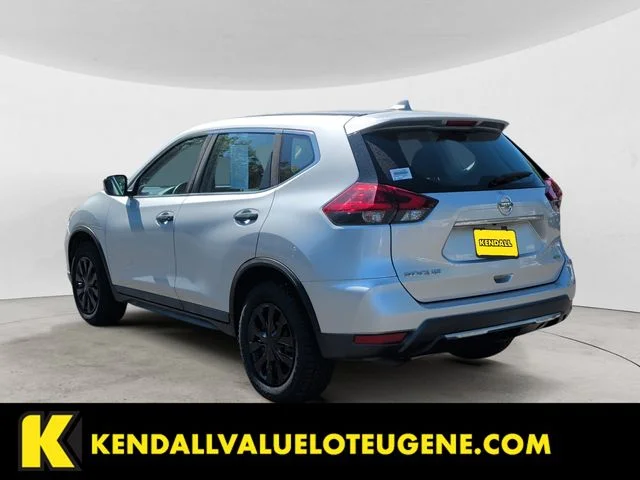 Used 2018 Silver Nissan S image 6