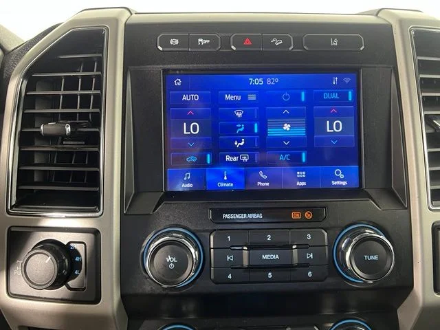 Used 2020 Gray Ford Lariat image 22