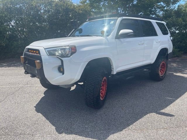Used 2019 White Toyota SR5 Premium image 4