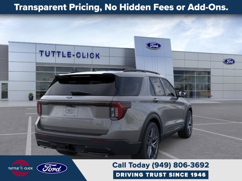 New 2026 Carbonized Gray Metallic Ford ST-Line image 8