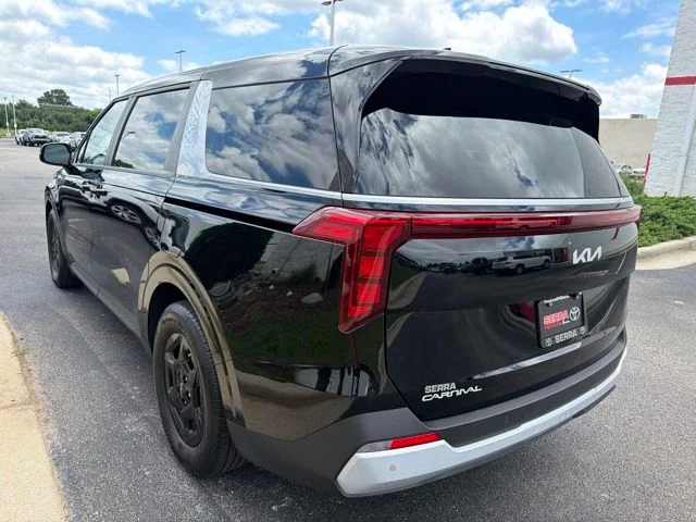 Used 2026 Black Kia LXS image 7