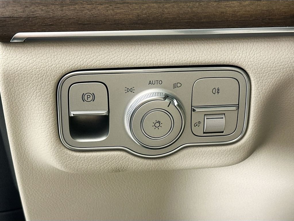 2026 Mercedes-Benz GLE GLE450 - Photo 10