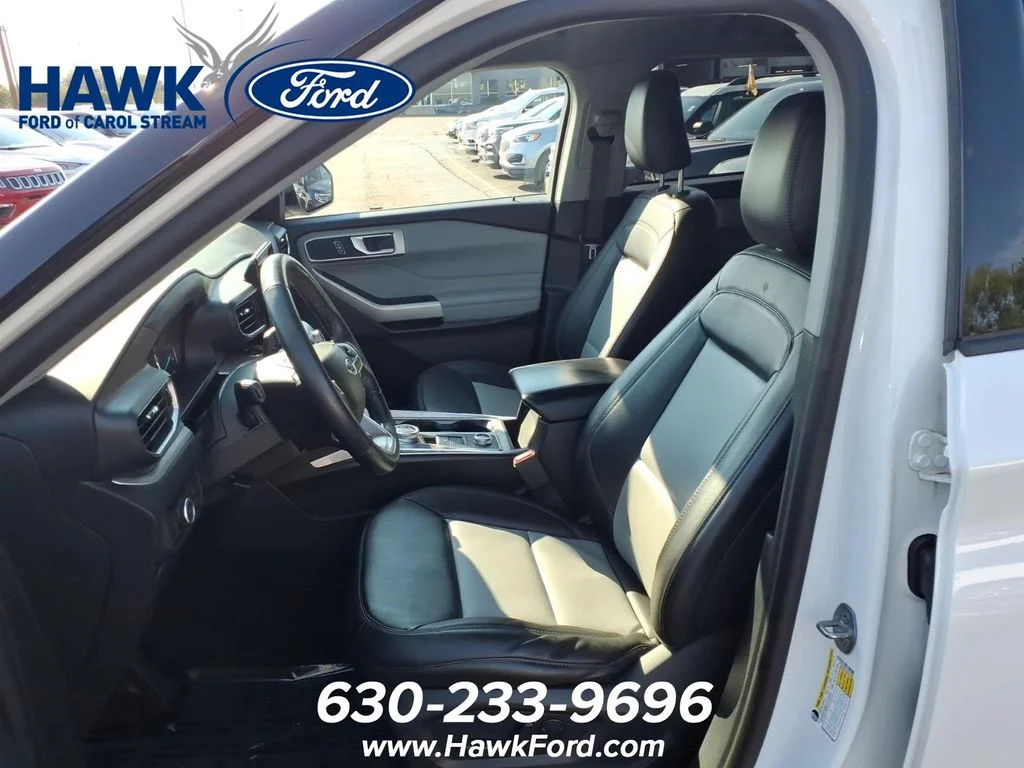 Certified Used 2023 White Metallic Ford XLT image 26