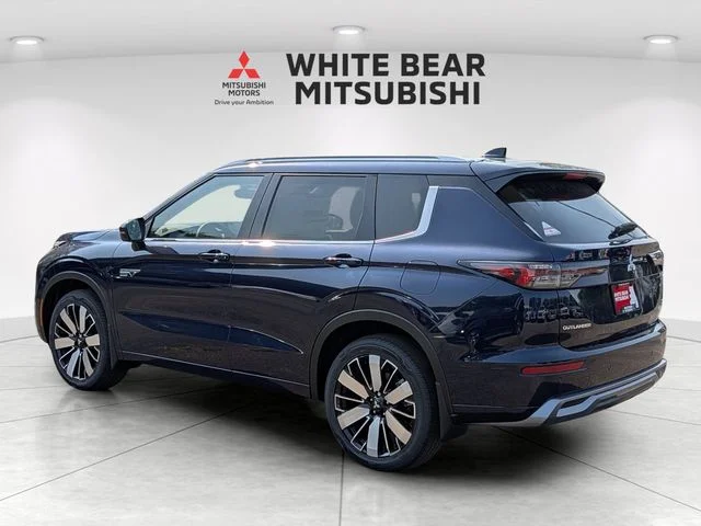 New 2026 Cosmic Blue Metallic Mitsubishi SEL image 2