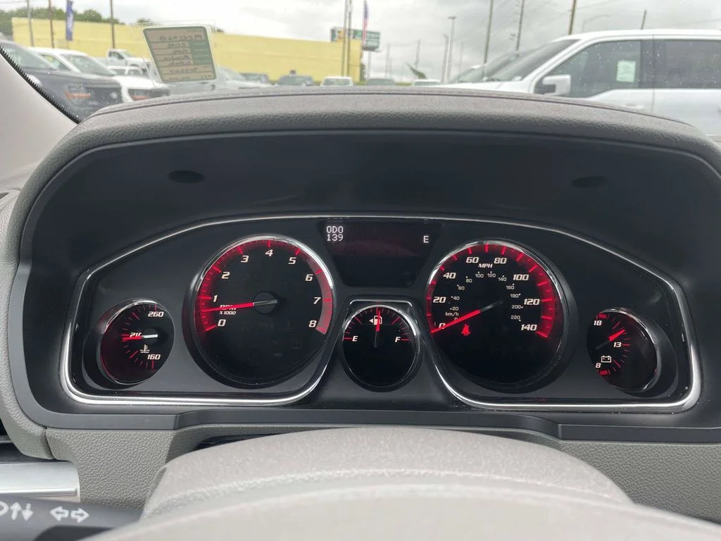 Used 2015 White GMC SLT-1 image 30