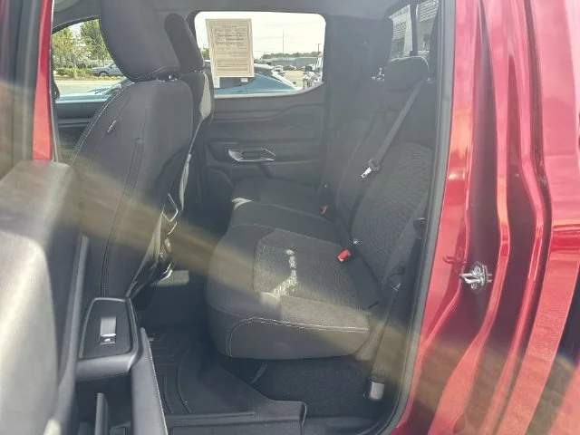 Used 2025 Red Ford XLT image 23