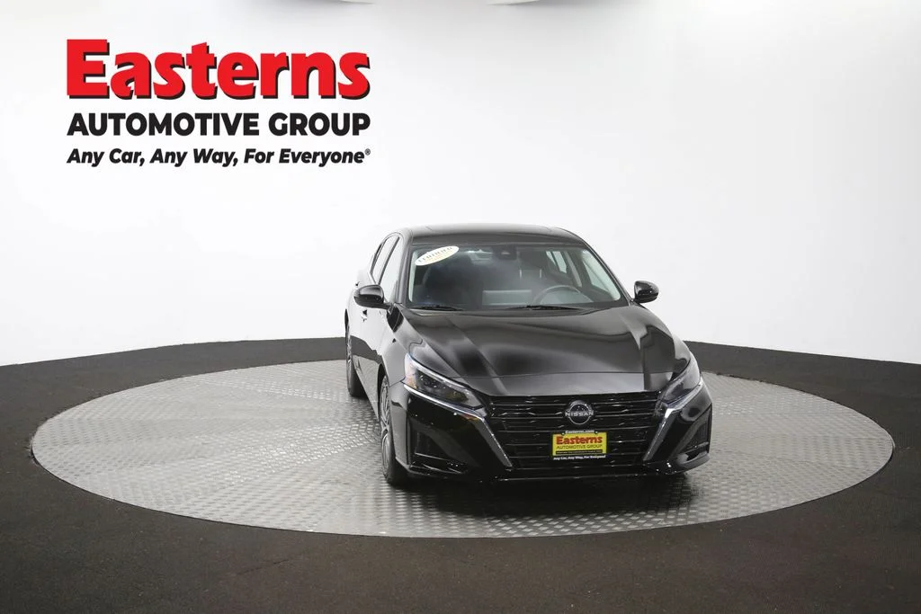 Used 2023 Black Nissan 2.5 SV image 52