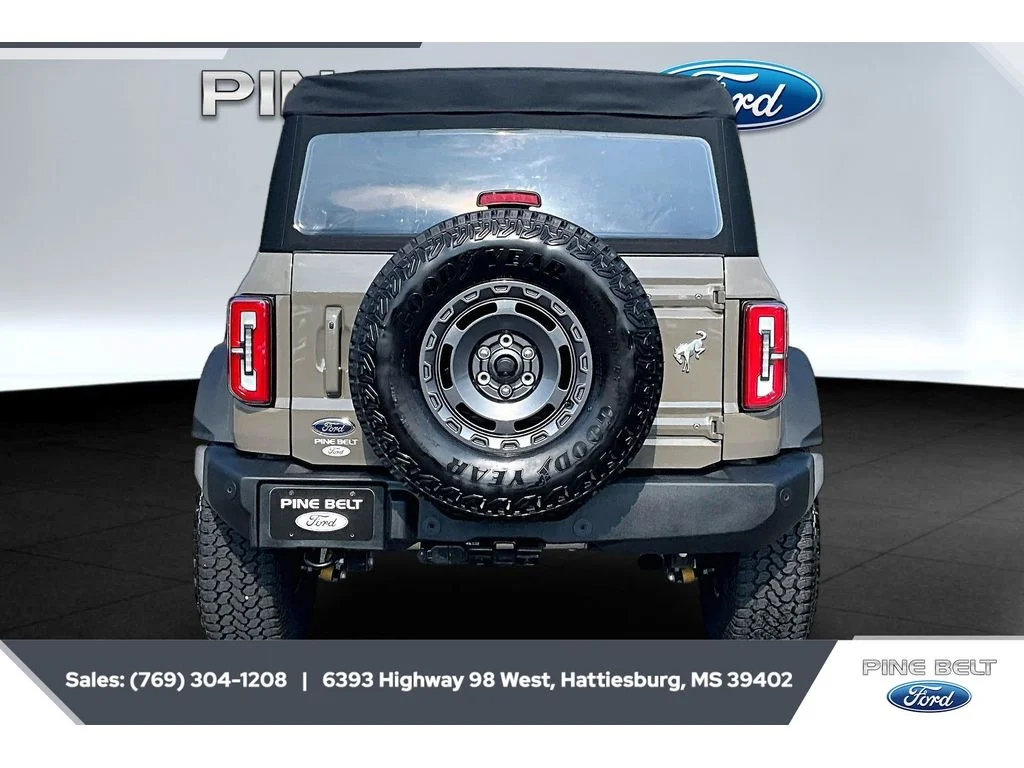 Used 2025 Marsh Gray Ford Outer Banks image 4