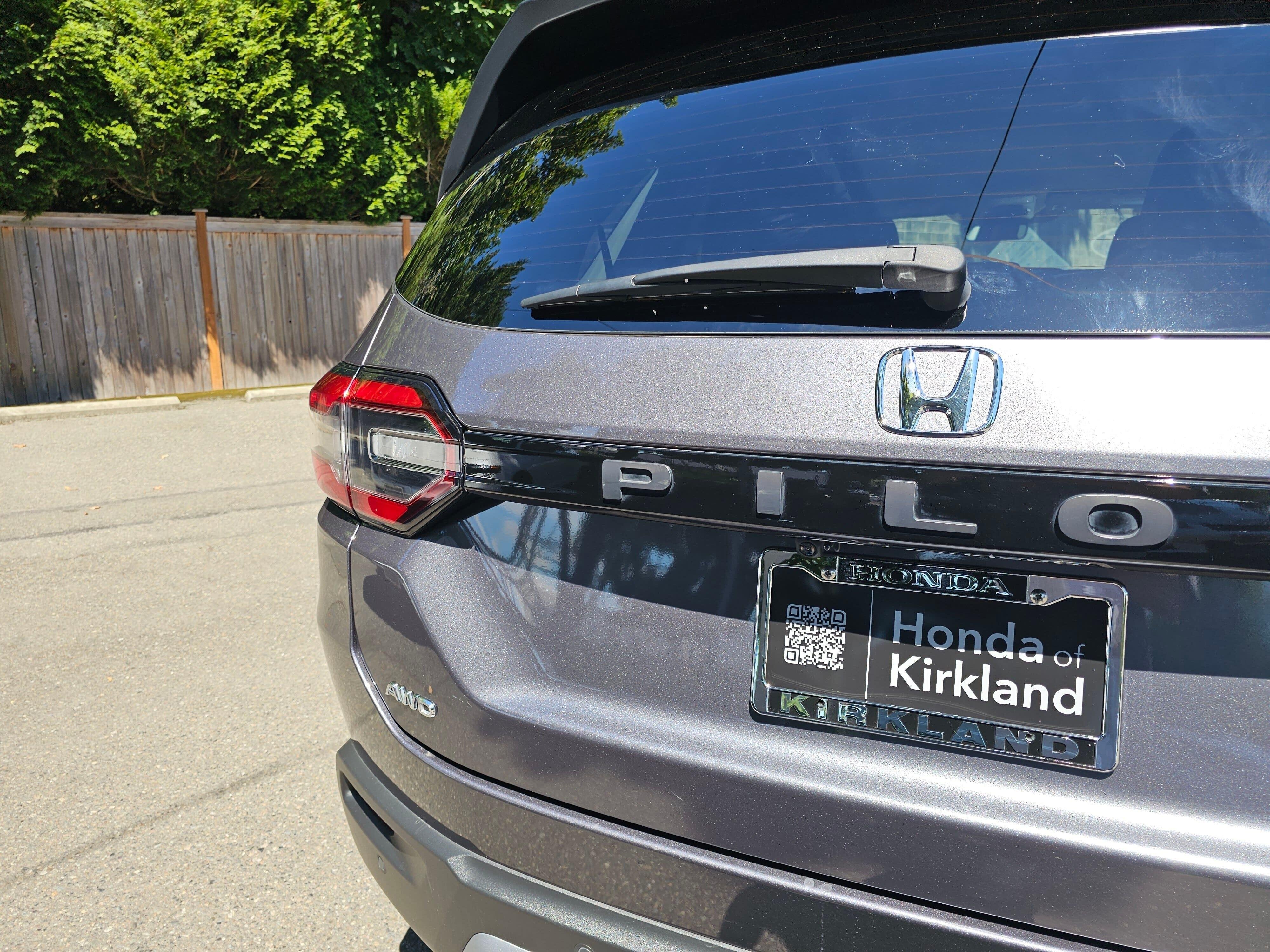 Certified Used 2023 Modern Steel Metallic Honda AWD EX-L image 15