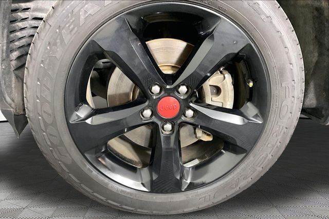 Used 2023 Black Jeep Altitude image 33