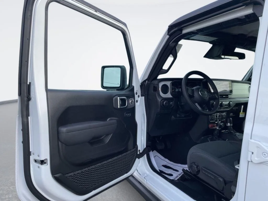 New 2026 Bright White Clear-Coat Exterior Paint Jeep Willys image 16