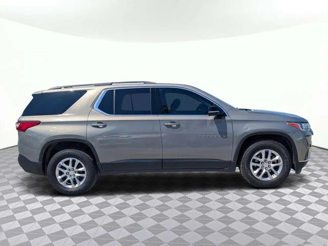 Used 2019 Chevrolet Traverse 1LT with VIN 1GNERGKW9KJ227021 for sale in Lake City, FL