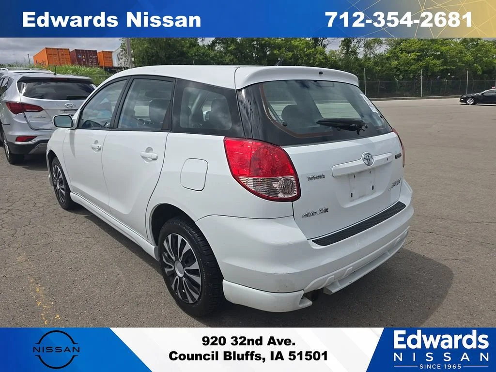 Used 2004 White Toyota XR image 1