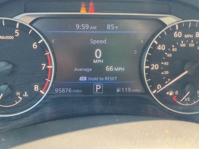 Used 2019 Blue Nissan 2.5 SR image 13