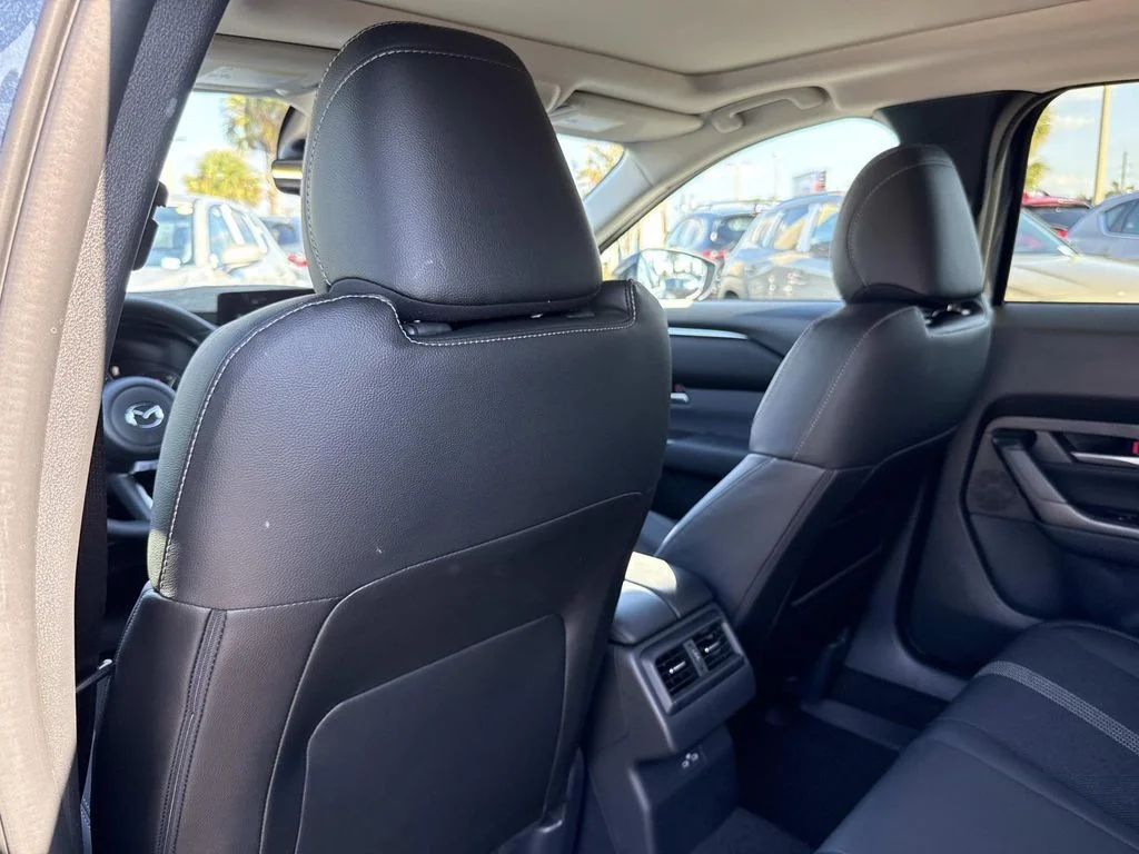 New 2026 Jet Black Mica Mazda 2.5 S Preferred AWD image 15