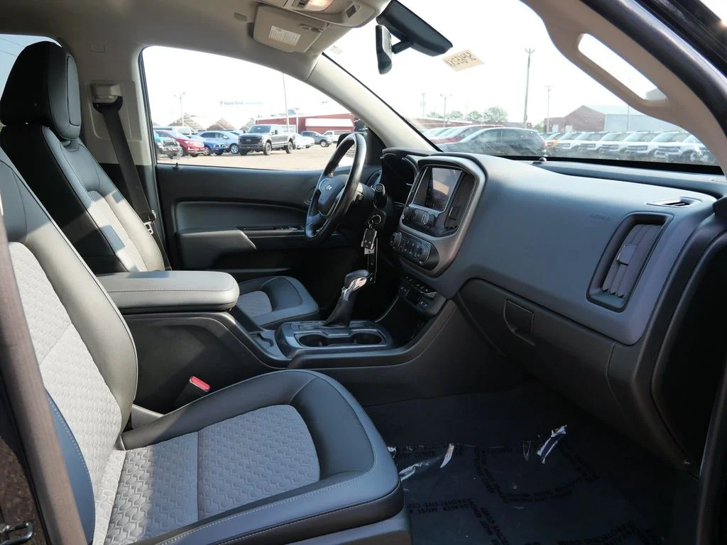 Certified Used 2022 Black Chevrolet Z71 image 11