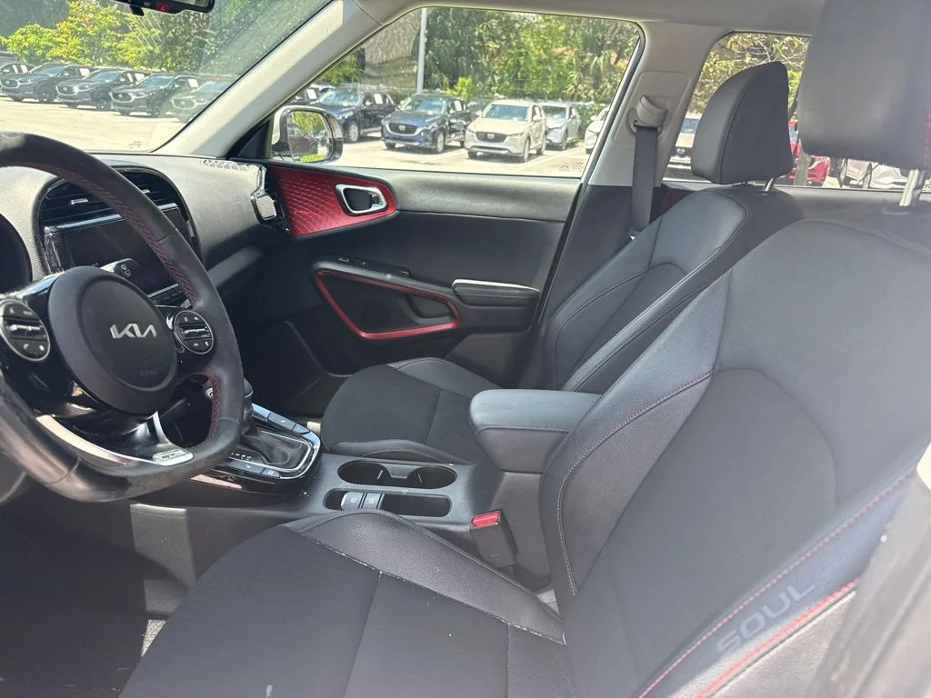 Used 2023 Snow White Pearl Kia GT-Line image 12