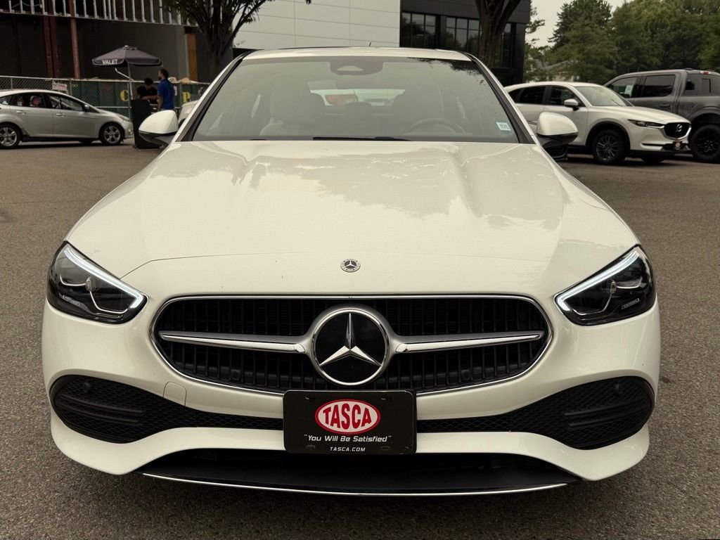 Used 2024  Mercedes-Benz C 300 image 2