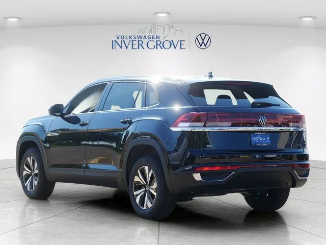 New 2026 Black Volkswagen 2.0T SE image 3