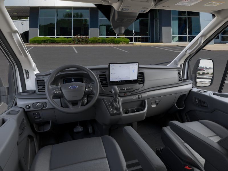 New 2026 Oxford White Ford Cargo Van image 32