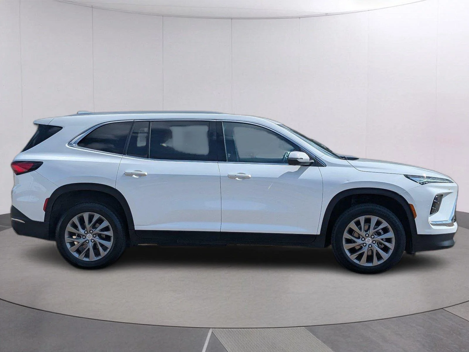 Used 2026 Summit White Buick Preferred image 6