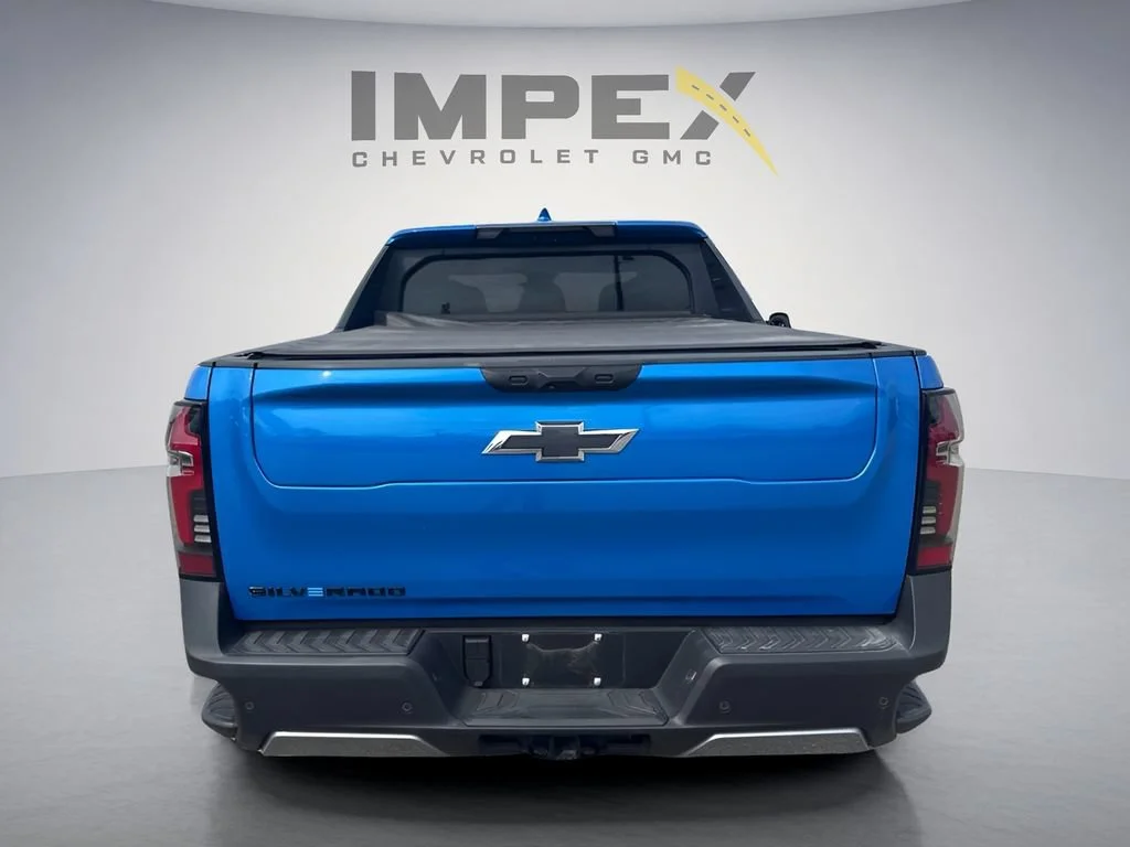 Used 2026 Riptide Blue Metallic Chevrolet Trail Boss - Max Range image 4